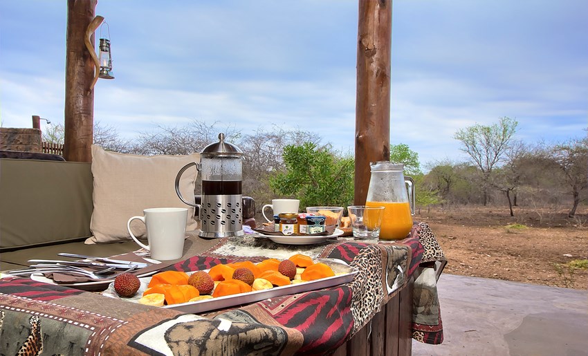 Desayuno en terraza